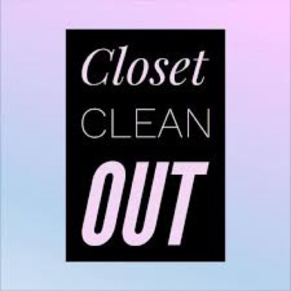 Summer Cleaning CLOSET CLEAROUT! Buy more save more 2 4 Lululemon & all!